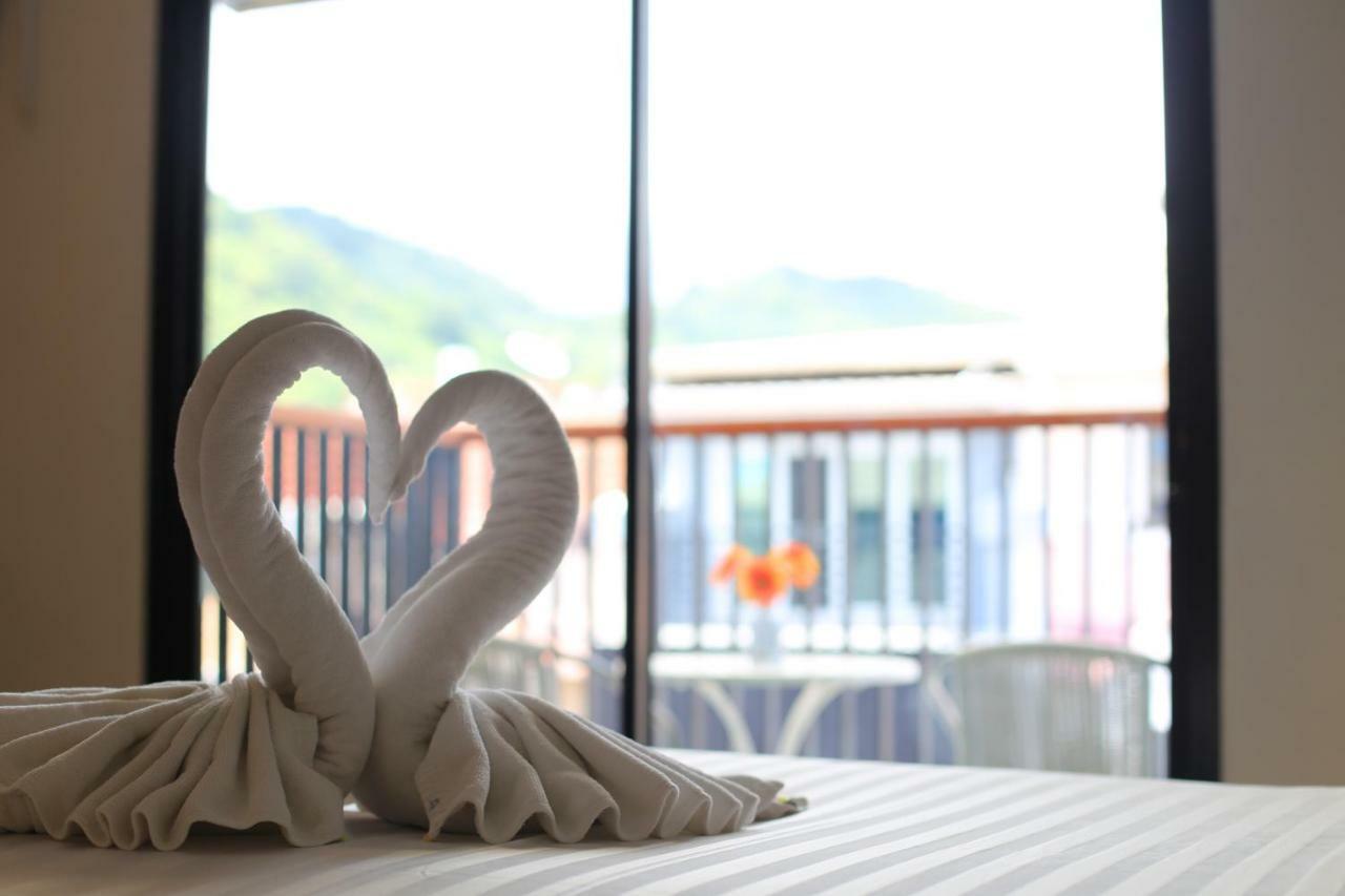 Dreamz House Boutique Hotel Karon Bagian luar foto